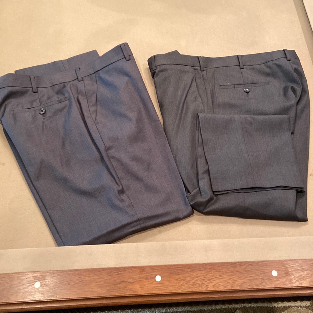 TWO Perry Ellis men’s dress pant